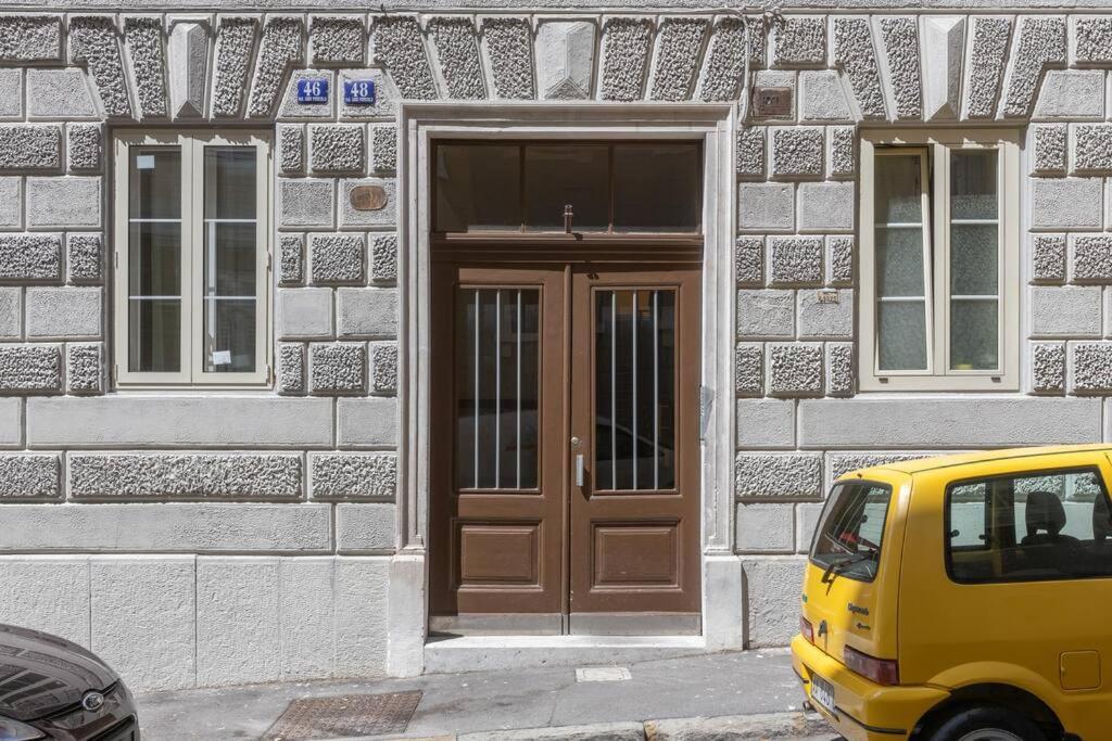 Foscolo 46 - Elegant Family Apartment Trieste Exterior photo
